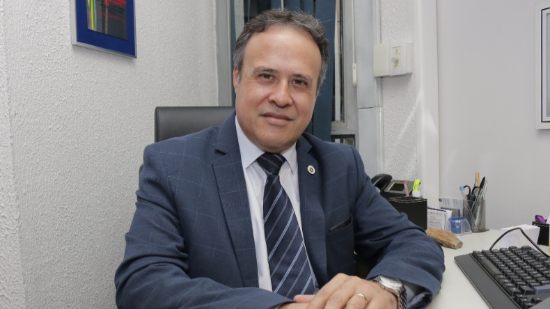 Com covid, vereador professor Alberto, de Campinas, é transferido para UTI 1