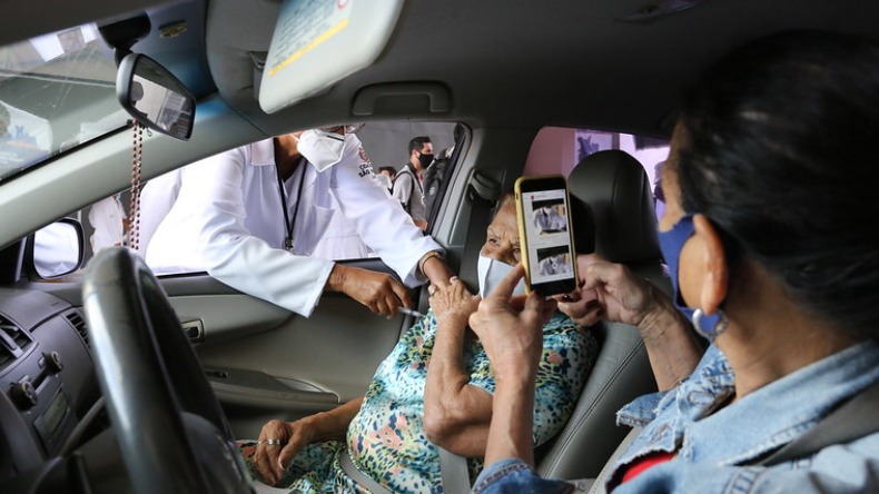 Vacinação já é quatro vezes mais rápida que registro de novos casos de covid-19 1