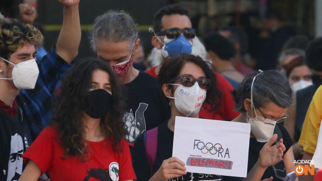Manifestantes fazem protesto contra o governo Bolsonaro em Campinas. (Foto: Luciano Claudino/Código 19)